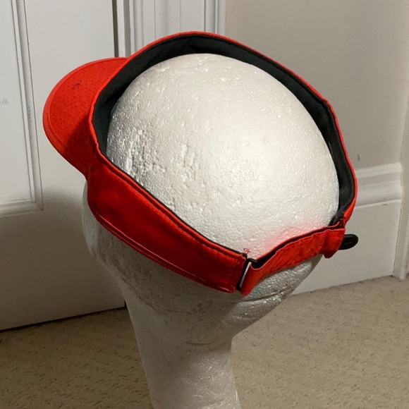 📖Nikegolf visor - Picture 3 of 4